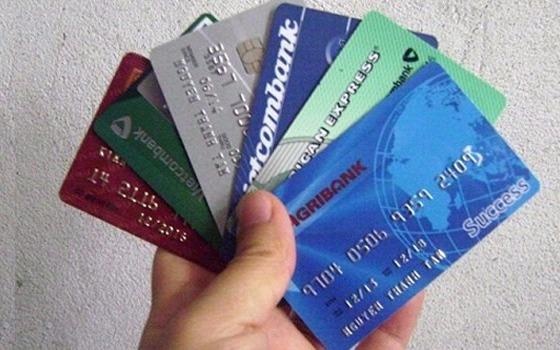 Mat 26 ty trong tai khoan: Khach hang co con niem tin? hinh anh