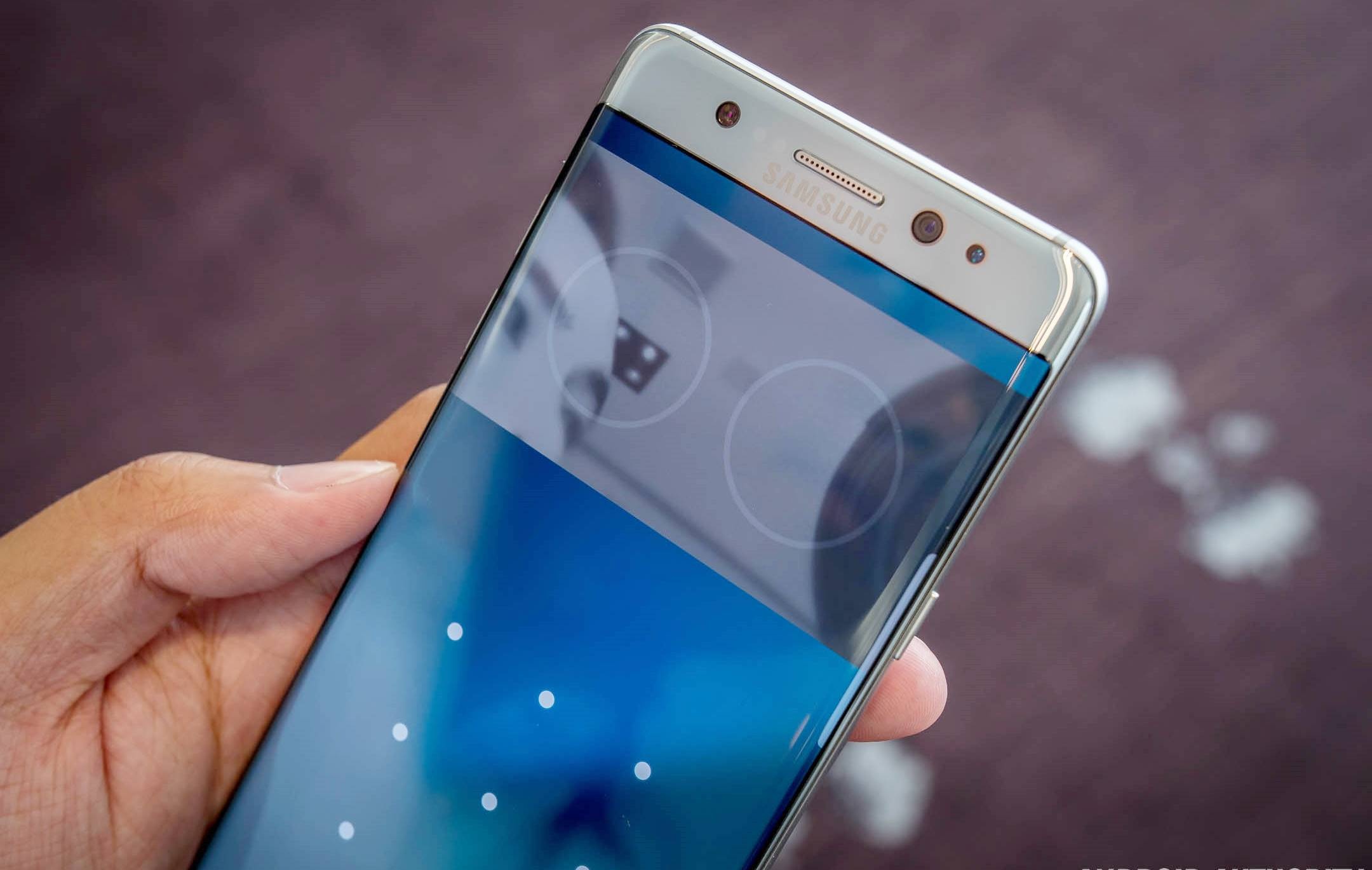 Nhieu hang hang khong tu choi van chuyen Galaxy Note 7 hinh anh