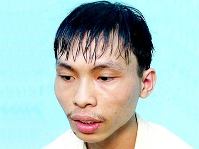 Ke tat axit vao 5 nguoi noi ve tinh yeu voi be 10 tuoi hinh anh