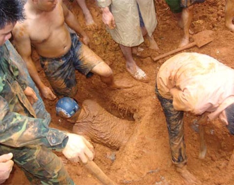 9X bi 'chon song' trong nghia dia hinh anh