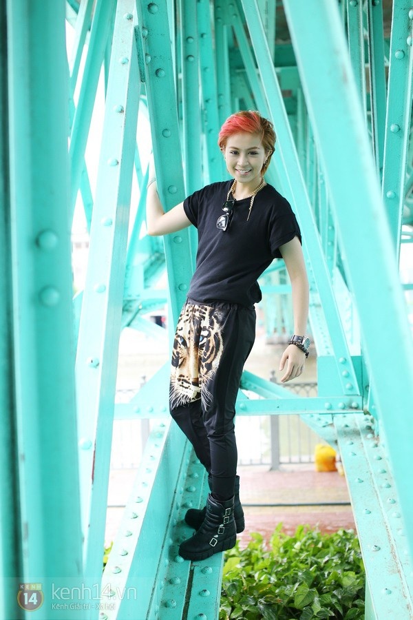 Tomboy Gil Lê phản pháo tin đồn “cặp kè” với hot girl 6