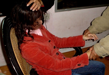 Boc me tro nhap vong cua 'co dong' Thach Loi hinh anh