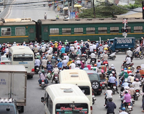 Sai Gon ket cung vi duong ngang xe lua hinh anh