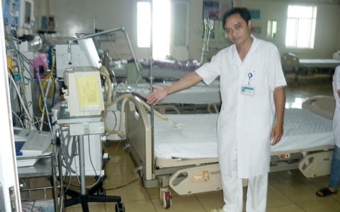 bệnh viện; tấn công; bác sĩ bệnh viện; tấn công; bác sĩ