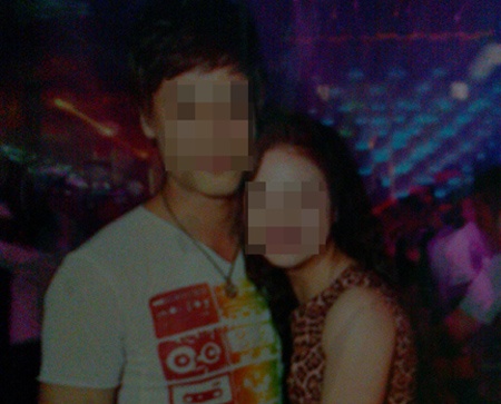 Moi tinh dong gioi cua ba trum dat Cang hinh anh