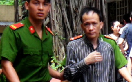 Giam doc quang cao chiem doat 1,2 ty dong hinh anh