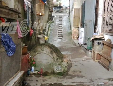 Giai ma nghia dia mo Tau giua Thu do hinh anh