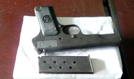 Sung cuop co, mot nguoi chet, hai nguoi tu tu hinh anh