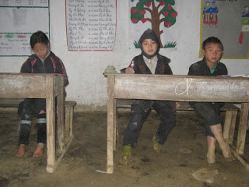 Tro ngheo bi thay cat dep duoc boi thuong hinh anh