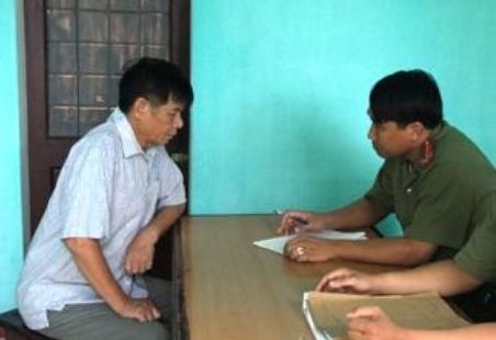 Duong day lam gia ho so benh an chat doc da cam hinh anh