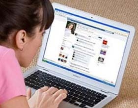 Lap trang ca nhan gia mao cua sep de tra thu hinh anh