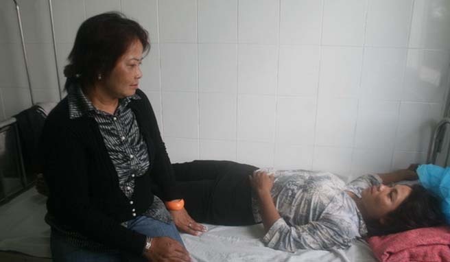 Cong nong tuot doc, 1 nguoi chet, 20 bi thuong hinh anh