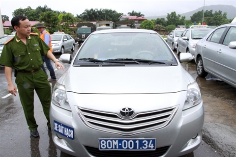 Can canh truong dao tao lai xe hien dai nhat Viet Nam hinh anh