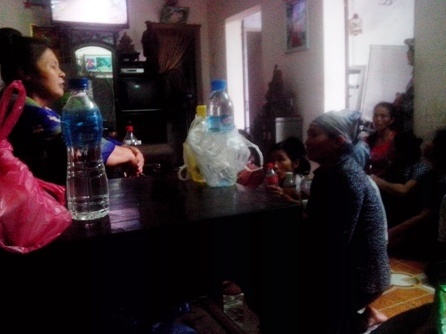 'Than y' chua bach benh bang nuoc thanh khong mat tien hinh anh