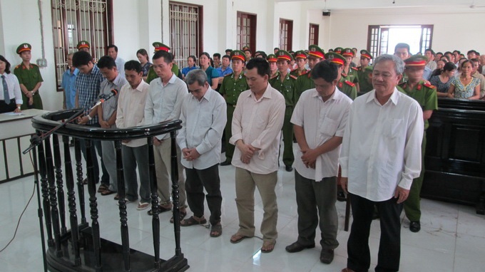 Nguyen giam doc So Van hoa Vinh Long chiu an 3 nam tu hinh anh