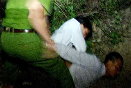 Trinh sat ke chuyen ‘do mat’ hinh anh