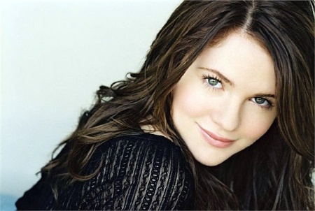 Ngam cung thu xinh dep ban cung bang chan hinh anh