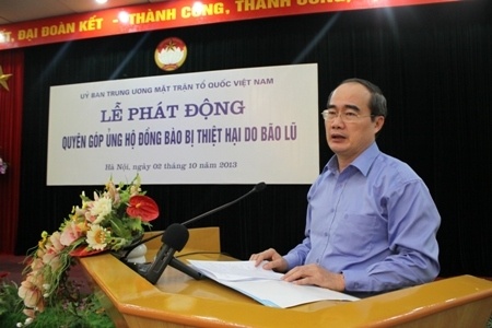 Ung ho dong bao bi bao lu hon 28 ty dong hinh anh