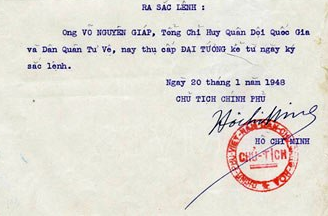 Sac lenh cua Bac Ho phong ham cho vi Dai tuong dau tien hinh anh