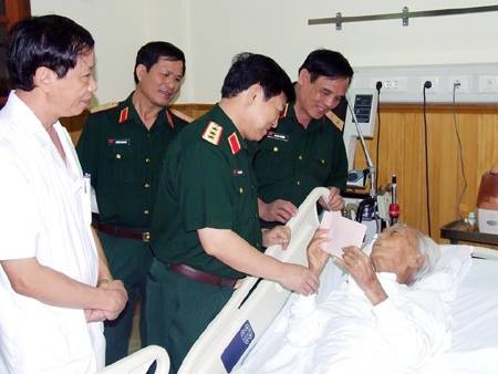 Nhung ngay cuoi doi o benh vien cua Dai tuong hinh anh