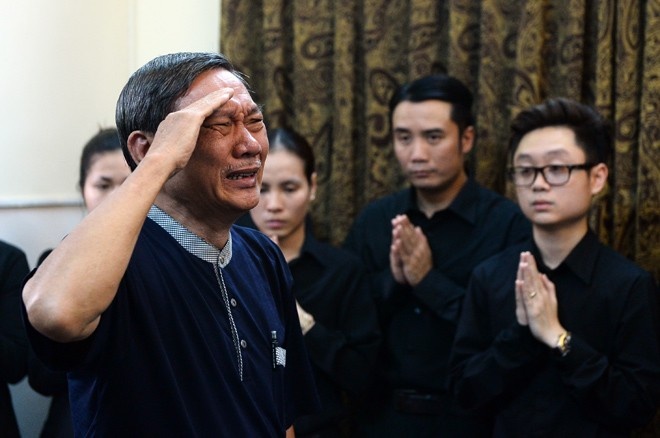 Nguoi dan co the tien linh cuu tuong Giap tren duong nao? hinh anh