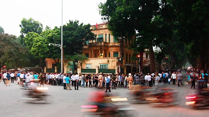 18h chieu nay, nha rieng Dai tuong ngung don khach hinh anh