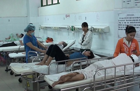 Clip bao lam hang chuc nguoi bi thuong hinh anh