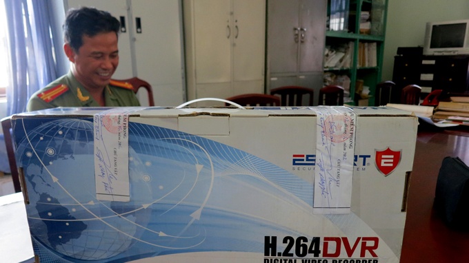 Rac roi vu kien ve so trung doc dac 1,5 ty hinh anh