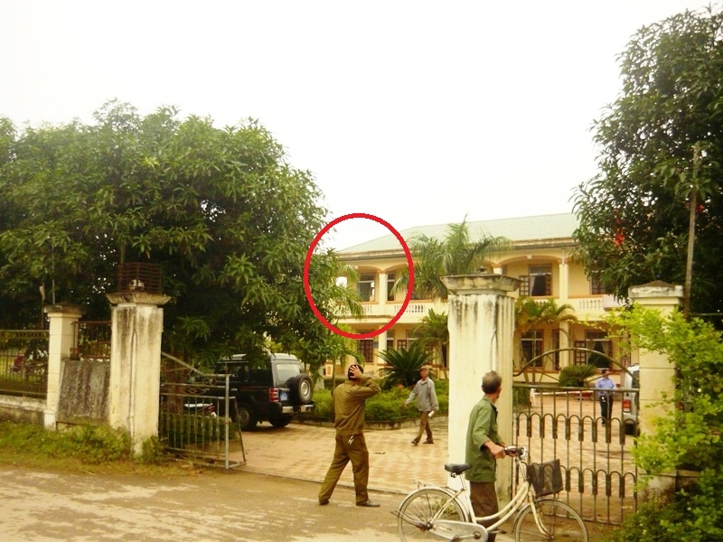 No lon tai phong bi thu xa o Nghe An hinh anh