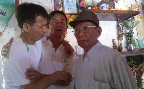 Nguoi bi tu oan 10 nam noi gi ve nhung ngay bi dieu tra? hinh anh