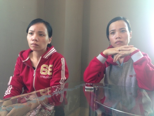 Be trai chet khi ra doi tren xe khach hinh anh