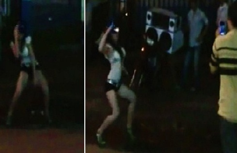 ‘Chan dai’ nhay khieu dam giua pho de ban keo o Sai Gon hinh anh