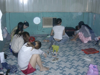 Pha dong mai dam Mong Mo tra luong 2 trieu dong/thang hinh anh