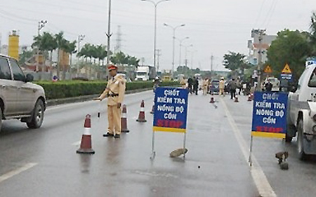 Can canh chot chan xe, do do con sieu nhanh kieu moi hinh anh