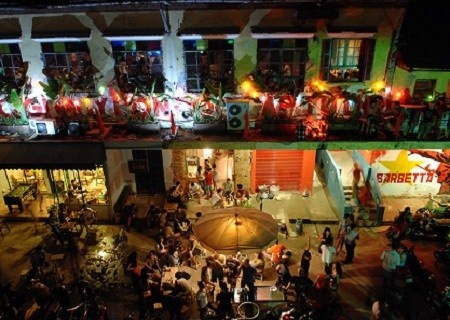 Kien nghi dong cua toan bo khu an choi Zone 9 hinh anh