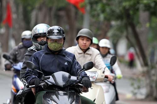 Bac bo troi tro ret, Nam bo co mua, dong hinh anh