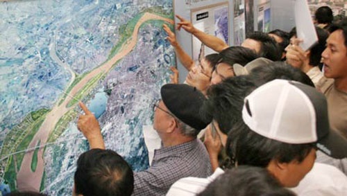 Ha Noi ‘choi sang’ lam ham vuot song gian dan pho co hinh anh