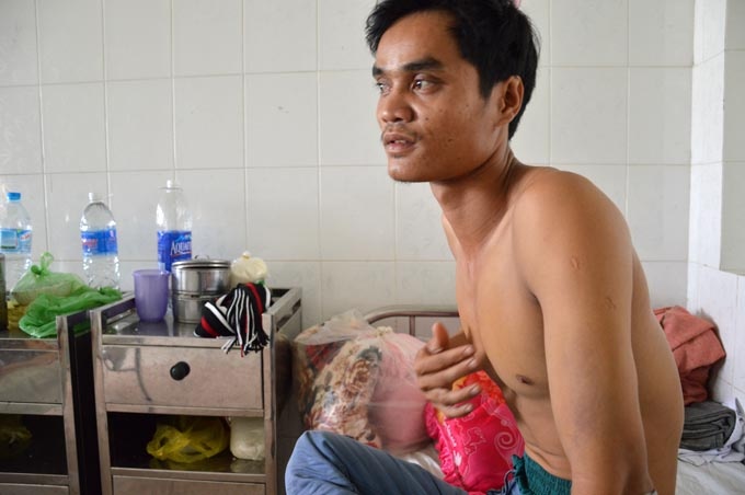 Dan phong danh nguoi khi xac minh hiep dam hinh anh