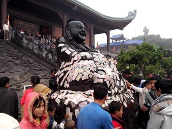 Se khong con canh nhet tien vao tay tuong Phat? hinh anh