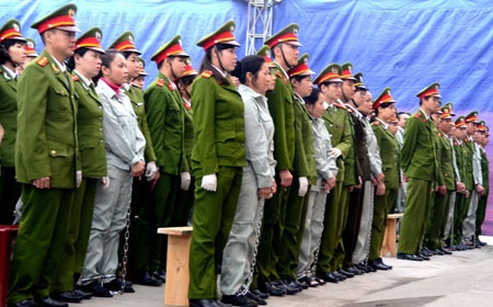 'Dai an’ 32.000 banh heroin: De nghi tu hinh 34 bi cao hinh anh