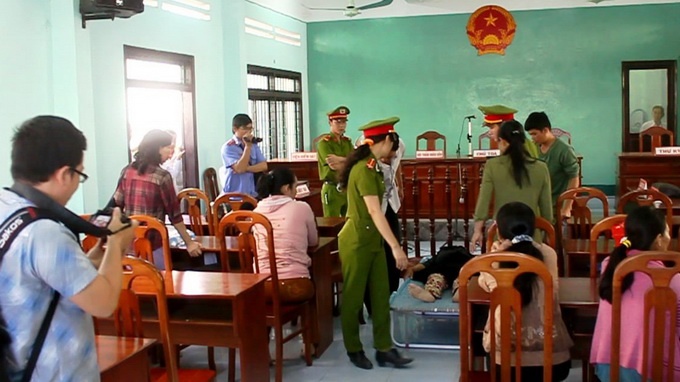Bi cao ‘ky an trom de’ gao thet, dai nao phien toa hinh anh