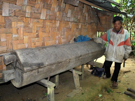 Tuc tang quan tai ngay cuoi cua nguoi Co Tu hinh anh