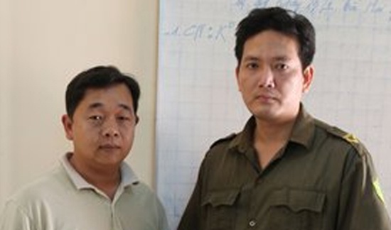 Khen thuong hai nguoi nhat cua roi tra nguoi mat hinh anh