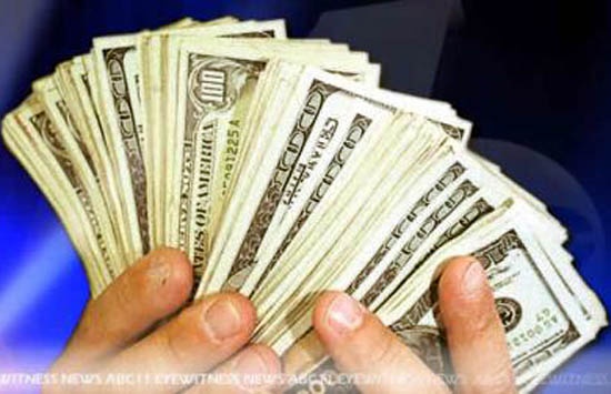 Quen 10 nam, cho Viet kieu ve nuoc lua lay 5.000 USD hinh anh