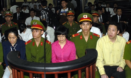 Sang nay se biet ai boi thuong 4.000 ty trong vu Huyen Nhu hinh anh