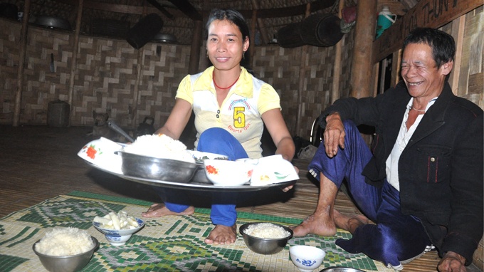 Ngoi lang dai bat ky nguoi la nao nhu ‘thuong khach’ hinh anh