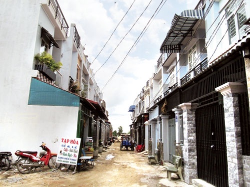 Bat hai can bo nhan tien ‘bao ke’ xay nha trai phep hinh anh