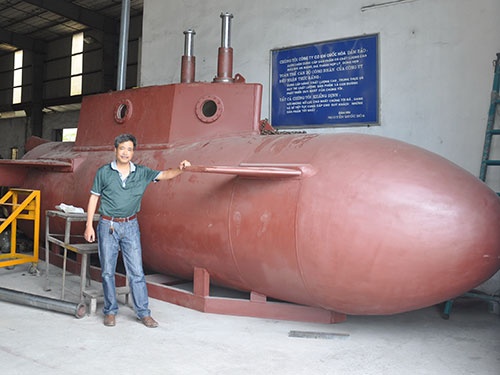 Tau ngam Truong Sa se ra bien thu nghiem hinh anh