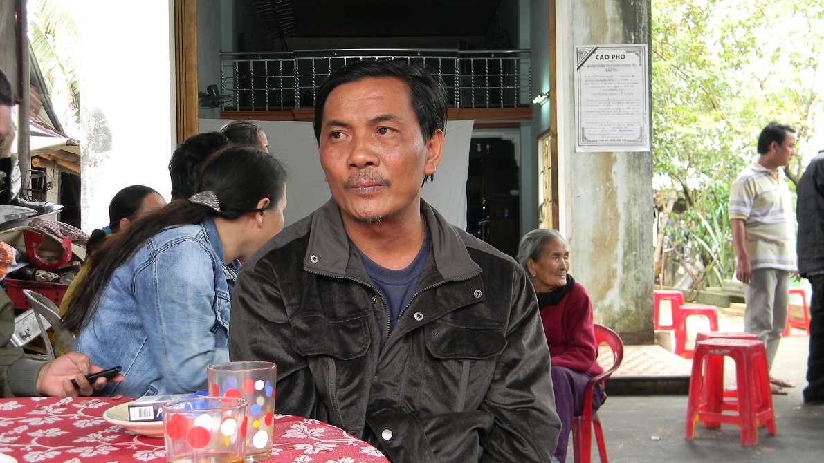 Nguoi cha bat ngo moi tinh doi ban tre tu vong dip Valentine hinh anh