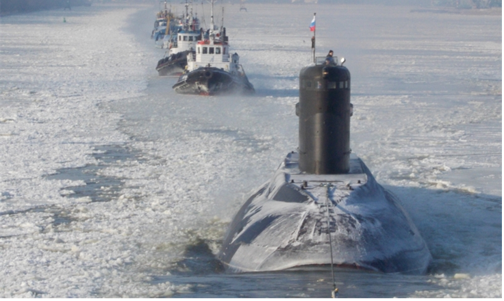 Tau ngam Ho Chi Minh vuot bang, re song ve Viet Nam hinh anh